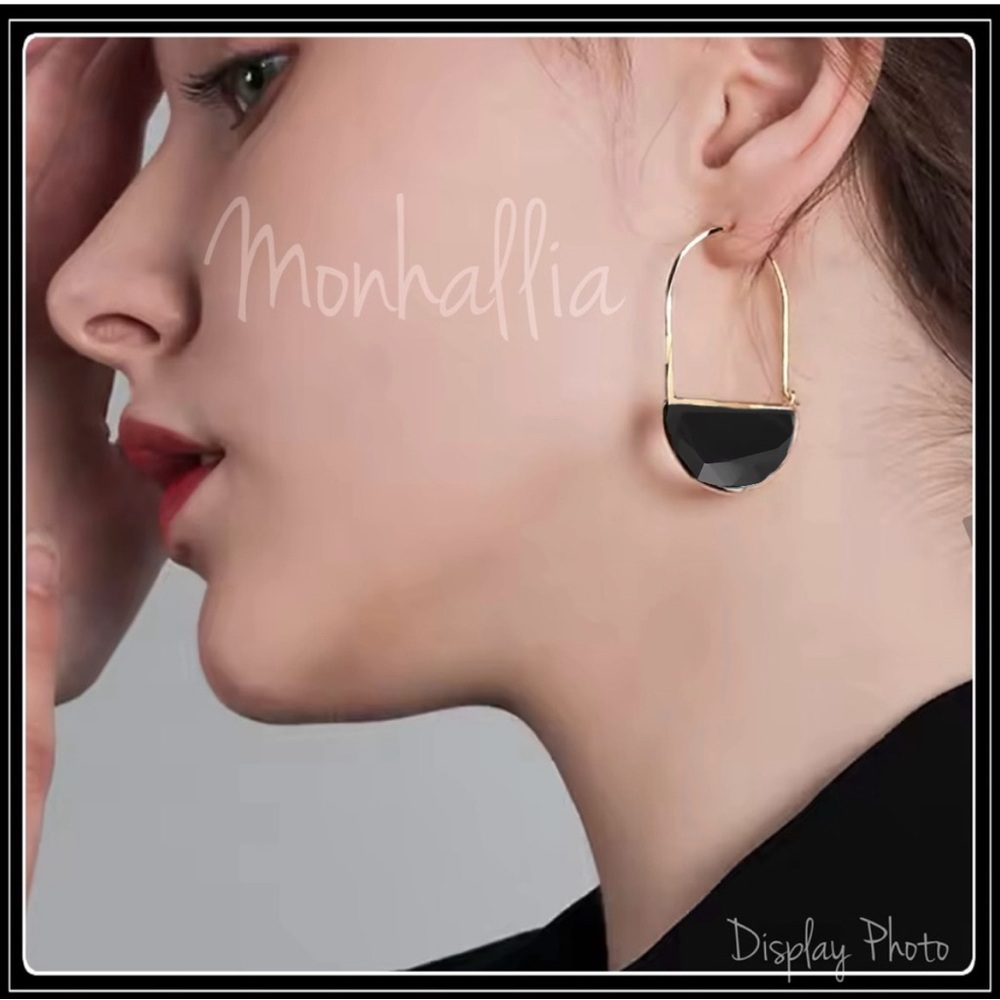 NEW GOLD BLACK ONYX CRYSTAL ARC BOHO EARRINGS - Picture 4 of 4